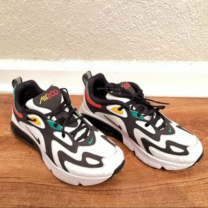 Nike sneakers size6.5w/5.0m/5Y